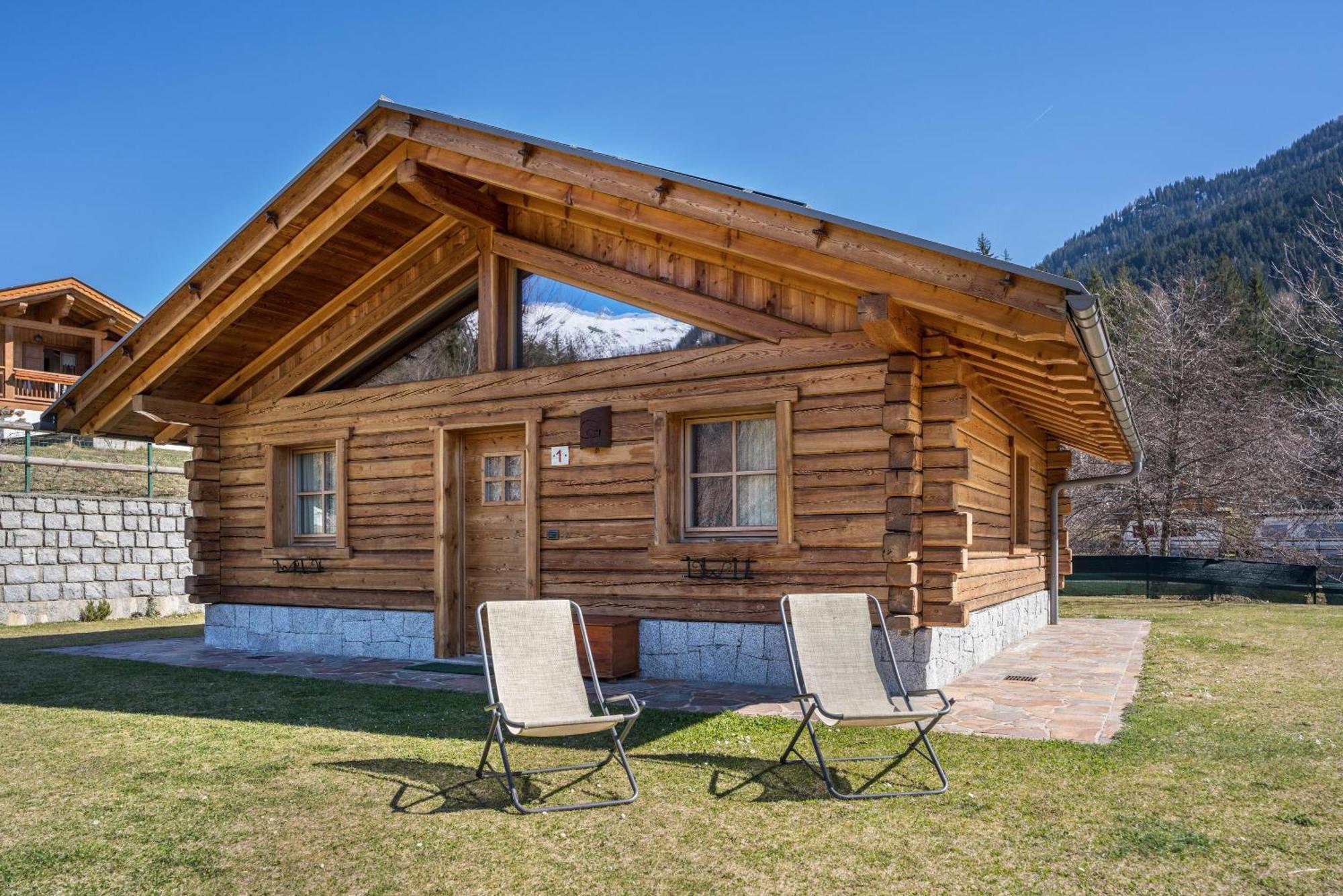 Chalet Camping Fae 1 مادونا دي كامبيليو المظهر الخارجي الصورة